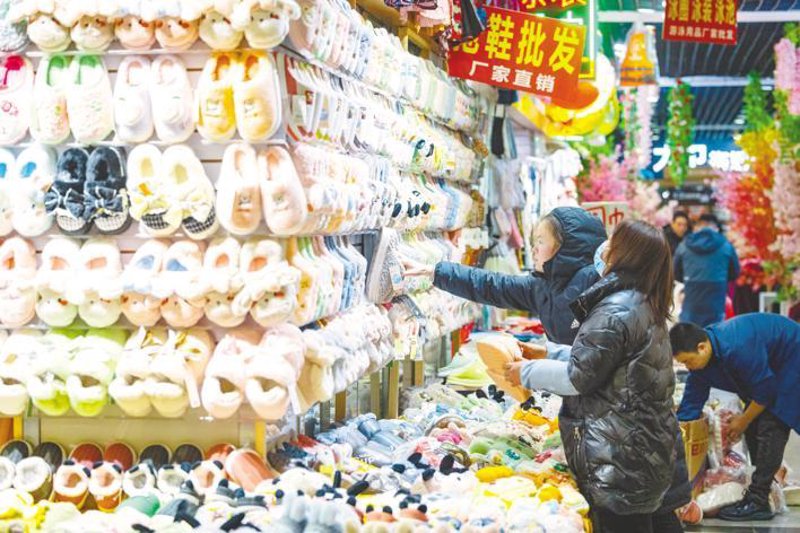 武汉批发零售市场的选择：本地品牌与外来商家的比较